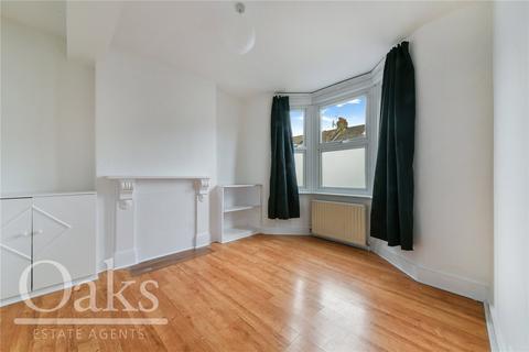 3 bedroom end of terrace house to rent, Charnwood Road, South Norwood