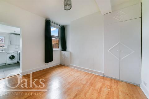 3 bedroom end of terrace house to rent, Charnwood Road, South Norwood