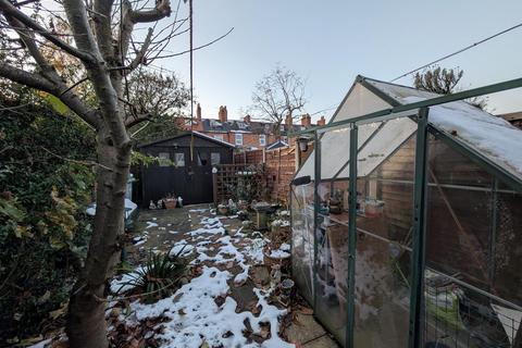 2 bedroom terraced house for sale, Whitfield Street, Newark On Trent