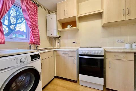 2 bedroom flat for sale, Ticknall Walk, Derby DE23