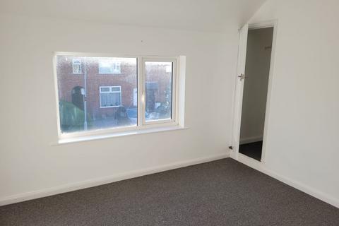 2 bedroom terraced house to rent, Jordan Avenue, Wigston LE18