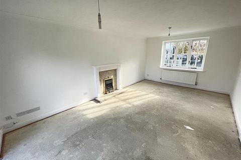 undefined, Poplar Close, Whitby