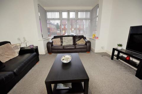 4 bedroom house to rent, St Annes Road