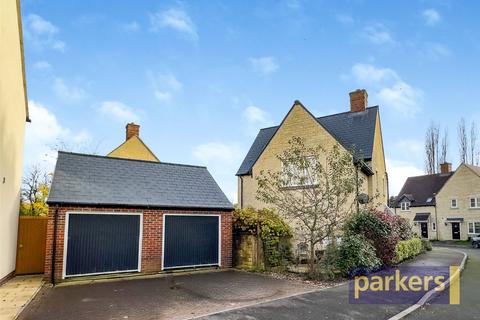 8 Spring Meadow, Witney, OX28 5DJ