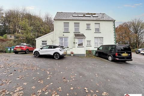 2 bedroom ground floor flat for sale, Garth-Mor Court, Old Road, Neath, West Glamorgan, SA11 2HW