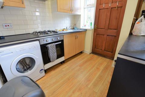 3 bedroom house to rent, Mayville Terrace