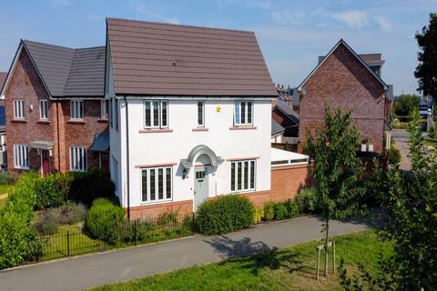 3 bedroom detached house to rent, Magdalen Drive, Evesham Gate, Cheltenham Road