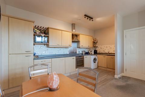 2 bedroom flat for sale, Britannia Wharf, Bingley, West Yorkshire, BD16