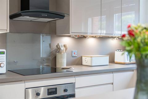 5 Glover Court, Perth, PH2 0UA