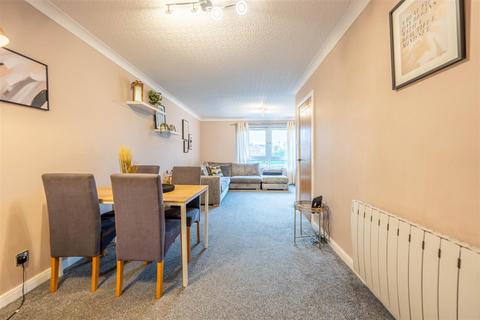 5 Glover Court, Perth, PH2 0UA