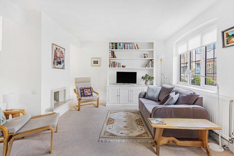 10 Bell Lane, Twickenham, TW1 3NU