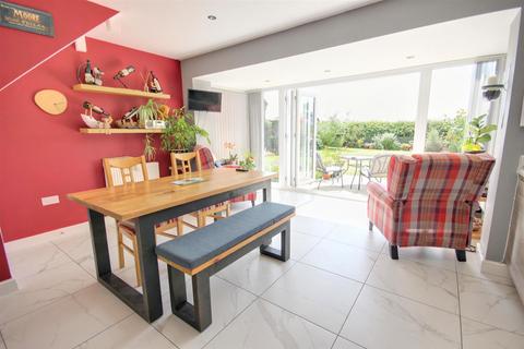 undefined, Goldy Wood Avenue, Skirlaugh