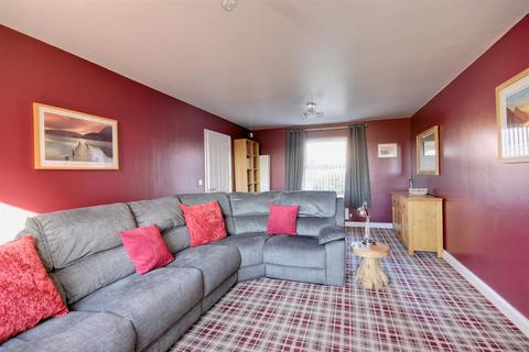 4 bedroom detached house for sale, Goldy Wood Avenue, Skirlaugh