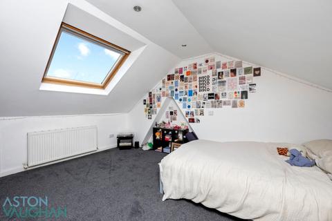 3 bedroom maisonette to rent, Old Shoreham Road, Brighton BN1