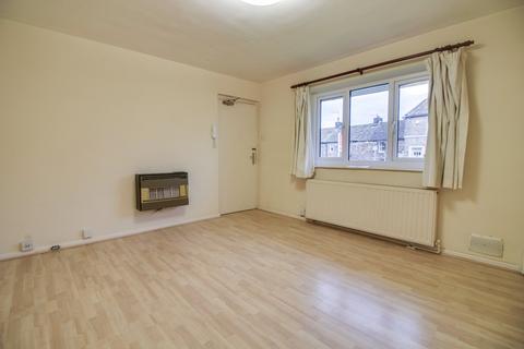 2 bedroom flat for sale, Town Street, Horsforth, Leeds, West Yorkshire, UK, LS18