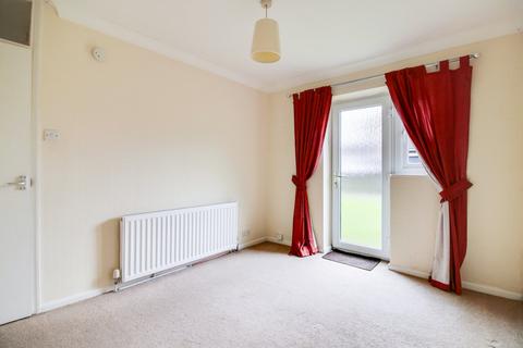 2 bedroom flat for sale, Town Street, Horsforth, Leeds, West Yorkshire, UK, LS18