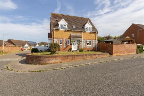 4 bedroom detached house for sale, Mill Road, Beccles NR34