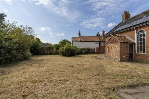 4 bedroom detached house for sale, Loddon Road, Beccles NR34