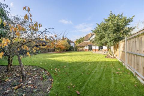 5 bedroom detached house for sale, Ballygate, Beccles NR34