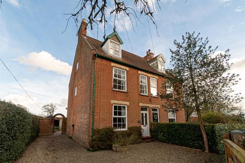 4 bedroom semi-detached house for sale, Church Corner, Church Street, Beccles NR34