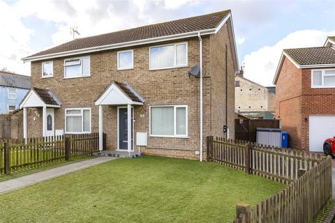 3 bedroom semi-detached house for sale, Beech Tree Close, Beccles NR34