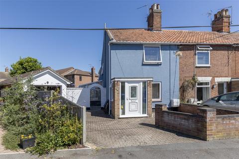 3 bedroom end of terrace house for sale, Providence Place, Beccles NR34