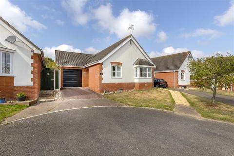 2 bedroom detached bungalow for sale, Richard Crampton Road, Beccles NR34