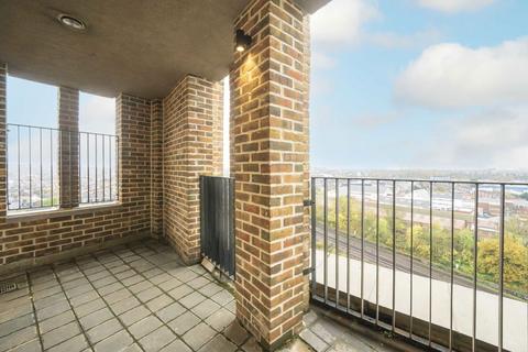 3 bedroom flat for sale, Dudden Hill, London NW10