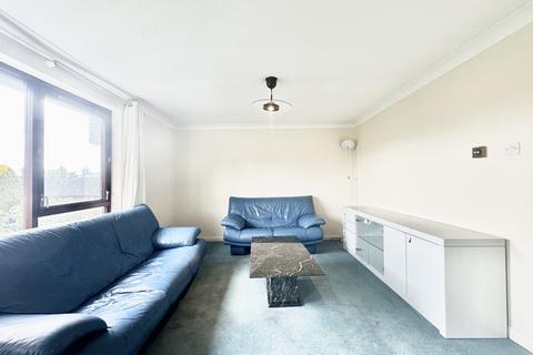 2 bedroom flat to rent, Maltings Place, London SW6