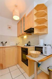 Studio to rent, Fairholme Road, West Kensington, W14