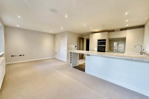 2 bedroom flat for sale, Penn Hill