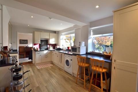 3 bedroom semi-detached house for sale, Chesilton Crescent, Fleet GU52