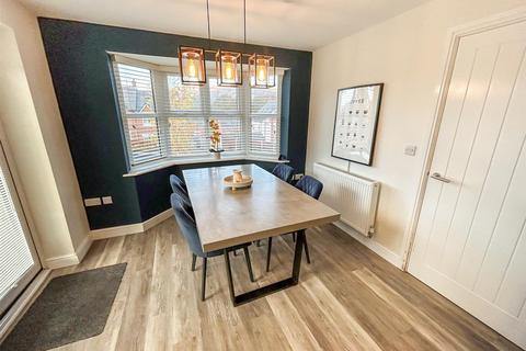 2 Bryn Hyfryd, Llangollen, LL20 8BZ