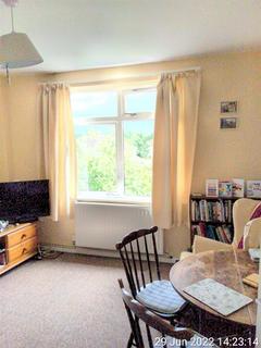 2 bedroom flat to rent, 26a Cherry Gardens, Bitton, Bristol