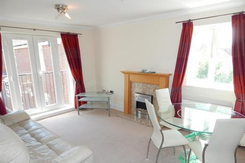 2 bedroom flat to rent, Newton Square, Bromsgrove