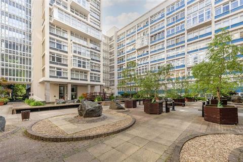 2 bedroom flat to rent, Newington Causeway, London SE1