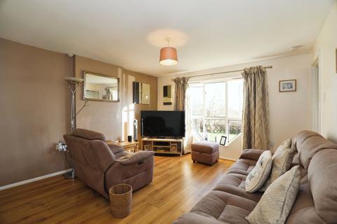 1 bedroom flat for sale, Derwent Court, York YO19