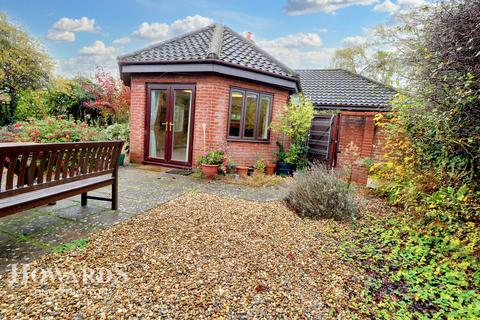 3 bedroom bungalow for sale, Wood Gardens, Swardeston