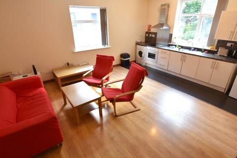 2 bedroom flat to rent, Low Close Dwellings