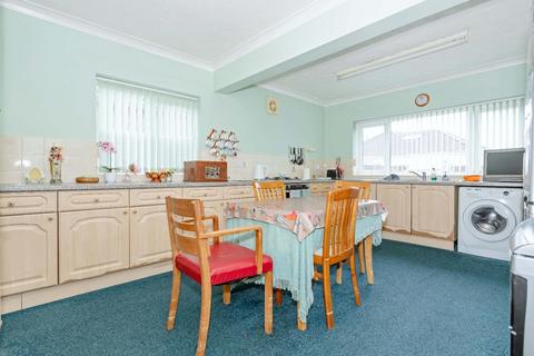 2 bedroom detached bungalow for sale, Boundstone Lane, Lancing