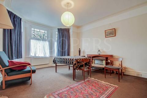 3 bedroom semi-detached house for sale, Lancaster Road, London, NW10