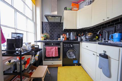 1 bedroom apartment to rent, Portland Place, Brighton