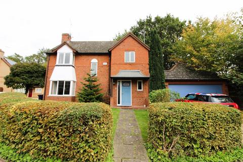 4 bedroom detached house for sale, Button Road, Grays