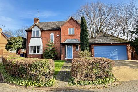 4 bedroom detached house for sale, Button Road, Grays