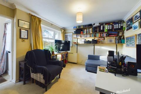 1 bedroom cluster house for sale, Dalesford Road, AYLESBURY, HP21 9XZ