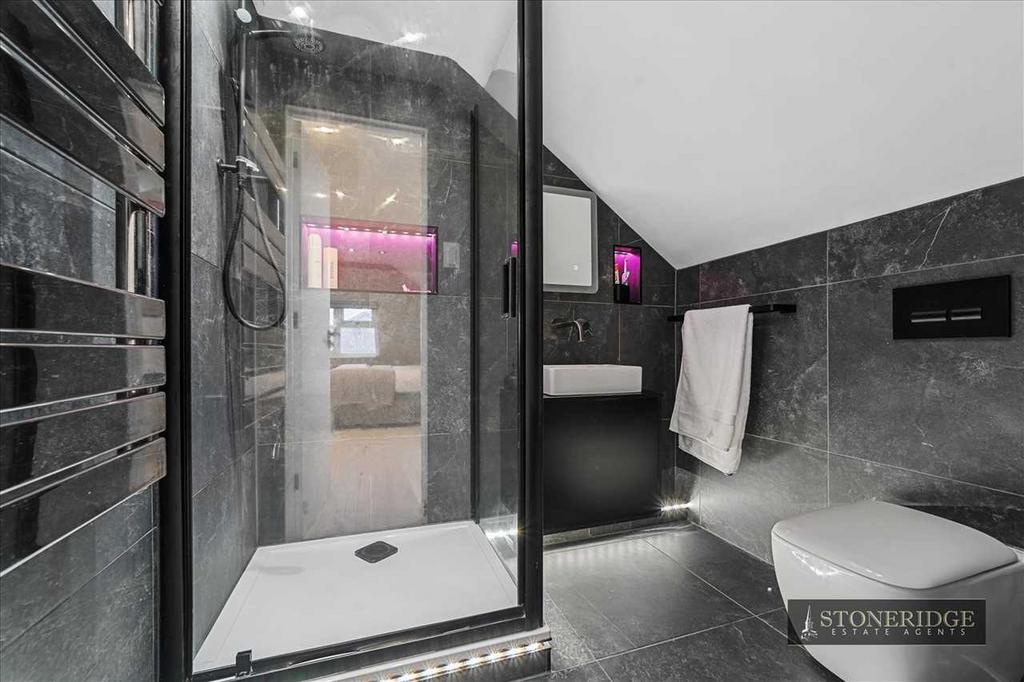 En Suite Shower Room