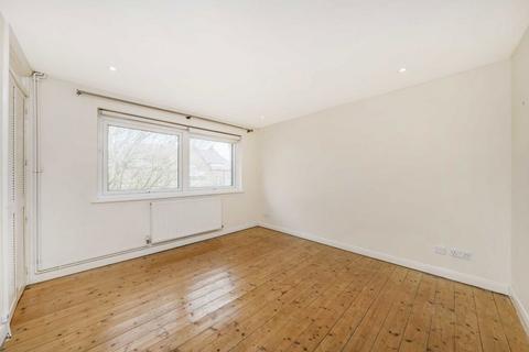 2 bedroom maisonette for sale, Percy Road, Hampton TW12