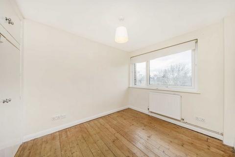 2 bedroom maisonette for sale, Percy Road, Hampton TW12