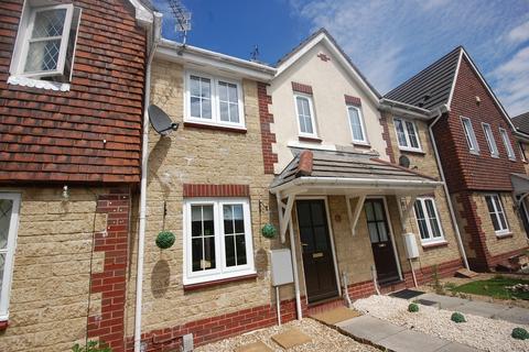 2 bedroom house to rent, Raglan Mews, Newport,