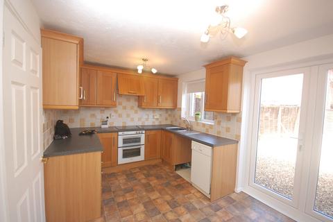 2 bedroom house to rent, Raglan Mews, Newport,